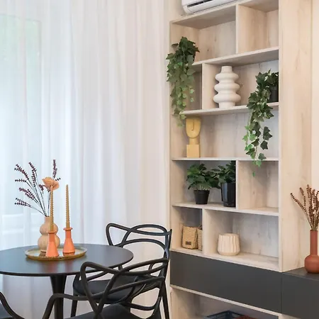 Poweli Center Apartment Bukarest